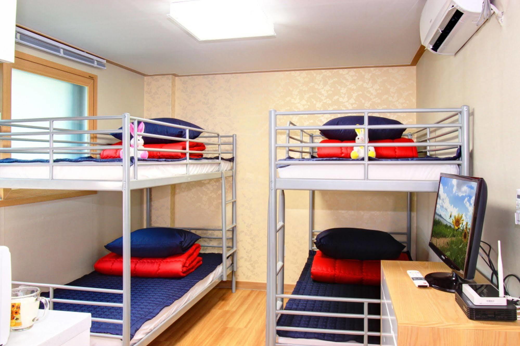 Hostel Kw Gangnam Seoul Exterior photo